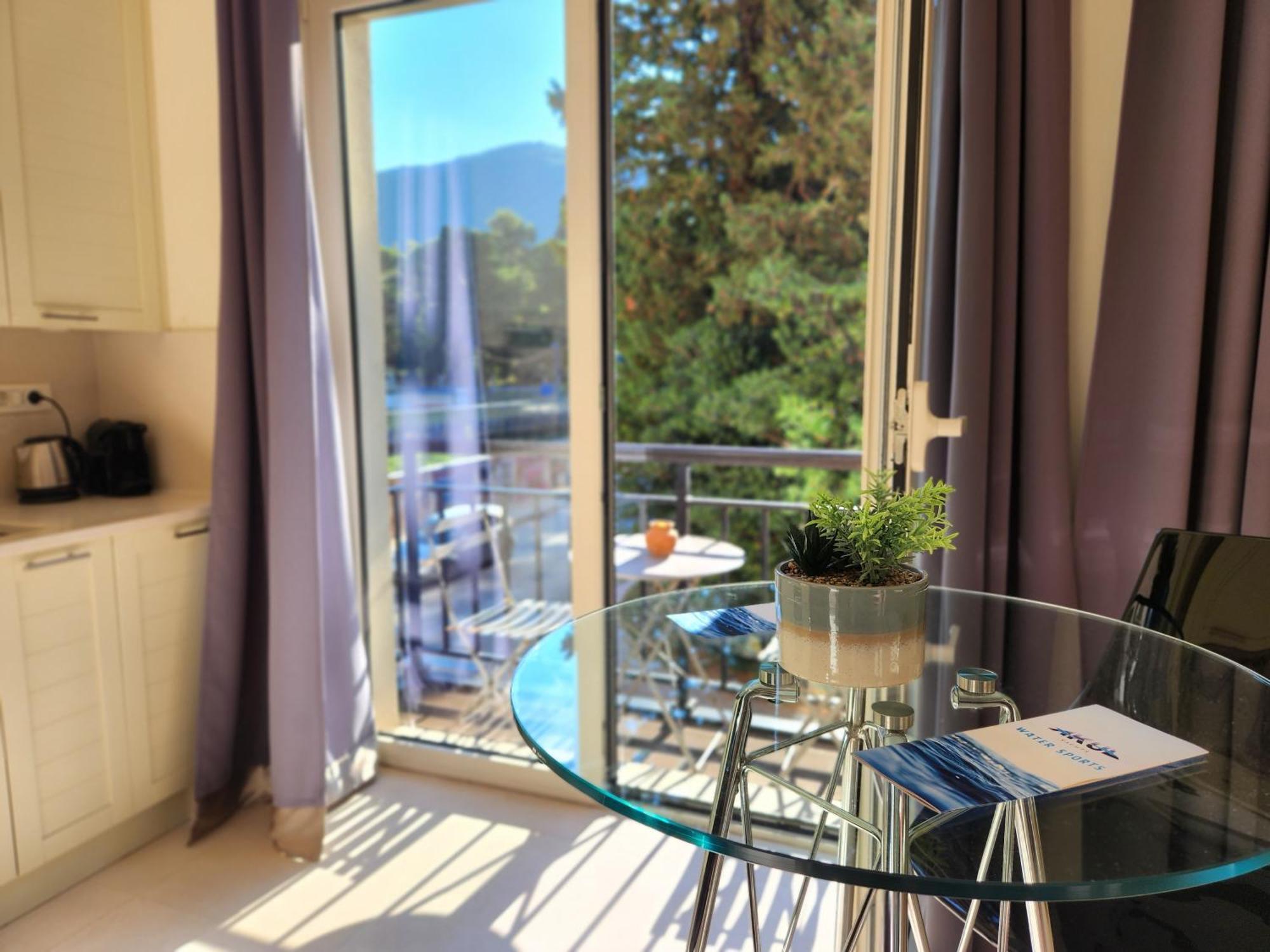 Porto Montenegro Luxury Studio Zeta Tivat Buitenkant foto